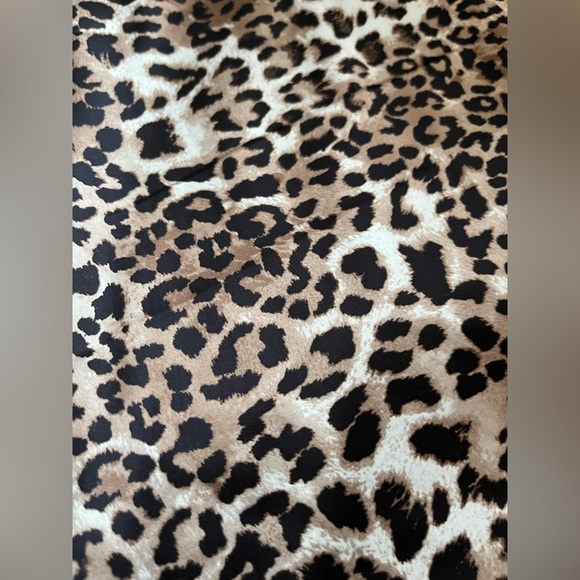 Women’s Garage Satin Cheetah 🐆 Print Lace Up Back Bodycon Dress - Picture 2 of 14